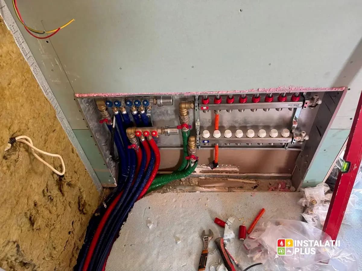 Instalație sanitară fără îmbinări și încălzire în pardoseală Bod — Bod — foto 5