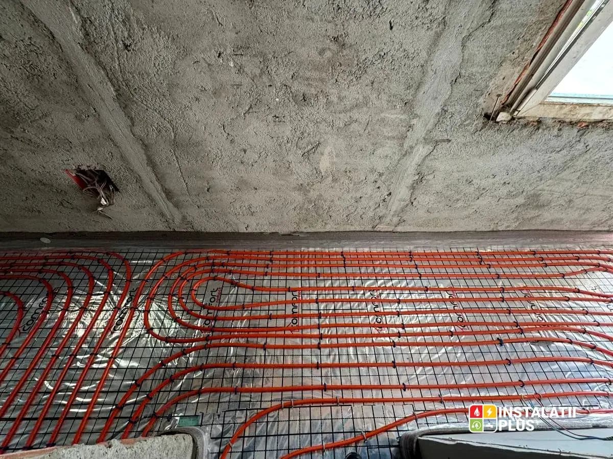 Instalație sanitară fără îmbinări și încălzire în pardoseală Bod — Bod — foto 7
